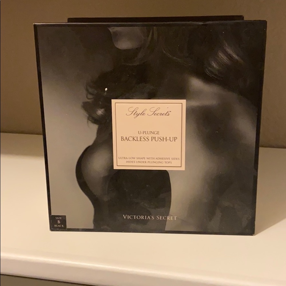 NIB VS backless push-up bra Sz B